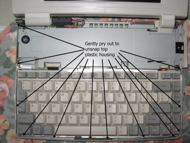 جداسازی قطعات توشیبا T1960CS برای برداشتن HDD