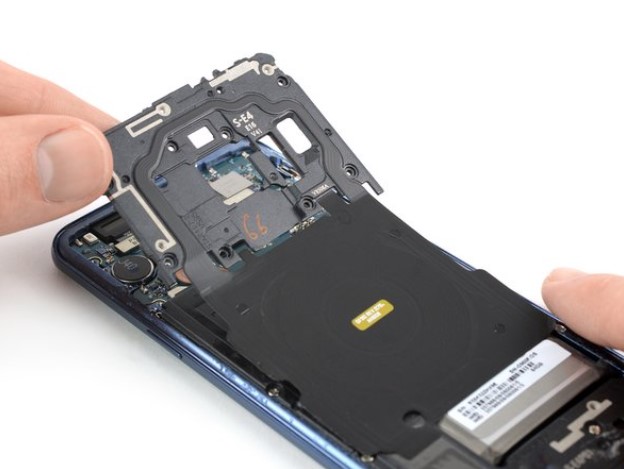 تعویض باتری Samsung Galaxy S9
