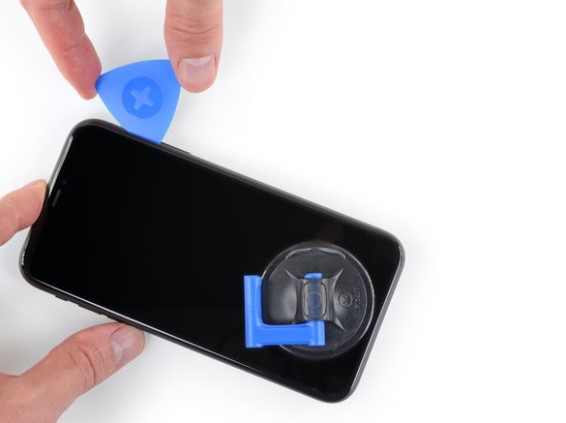 باز کردن پنل جلو iphone 11