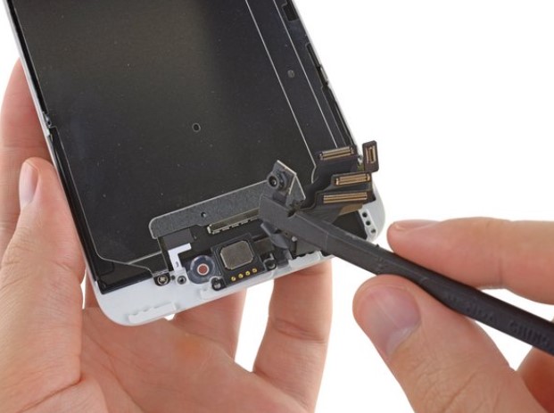 تعویض تاچ و LCD اپل آیفون 6 پلاس