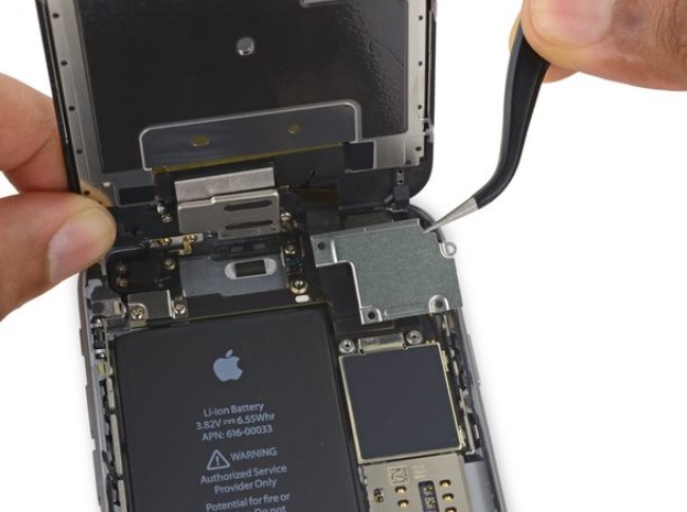 جدا کردن دوربین اصلی iPhone 6s