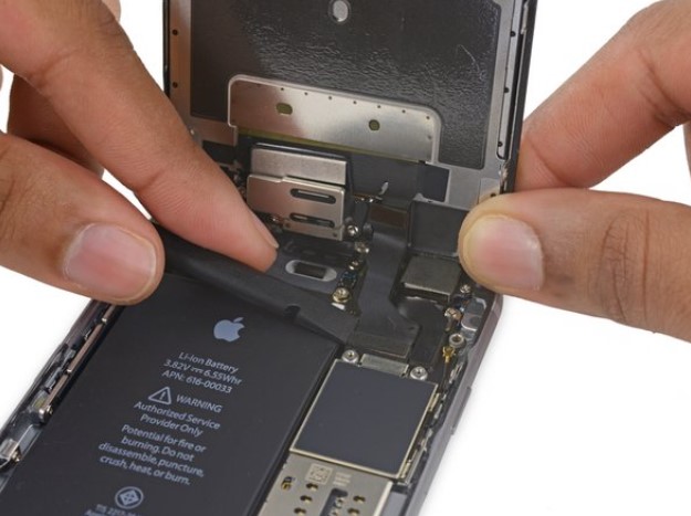 جدا کردن پنل جلو iPhone 6s