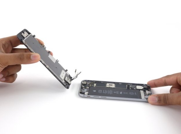 تعمیر برد iPhone 6s