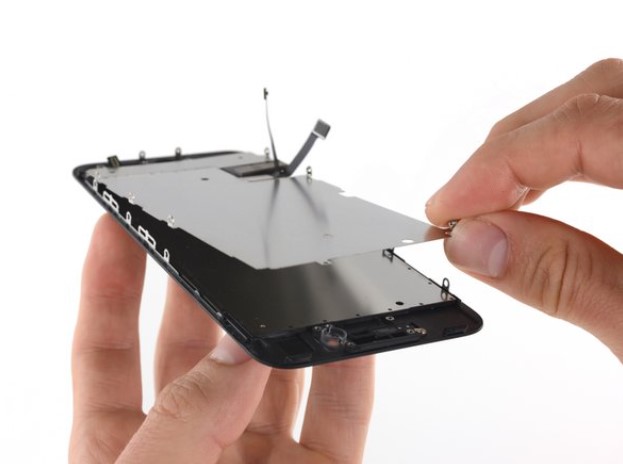 تعمیر LCD و دیجیتایزر iPhone 7
